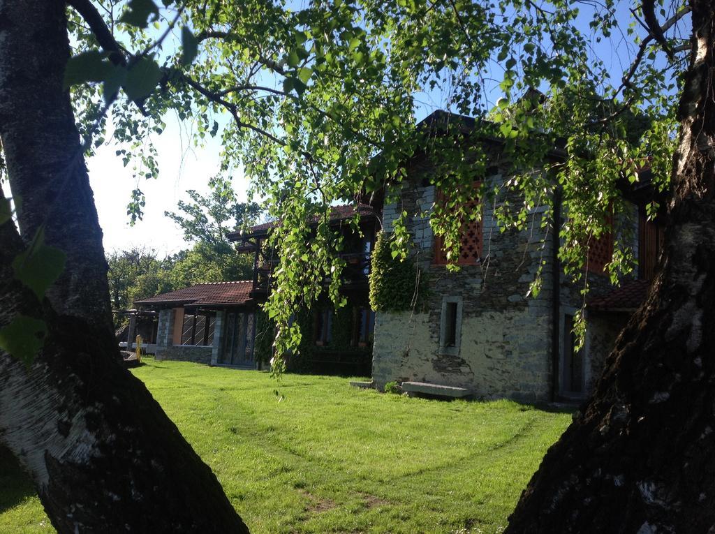 Apartamento Il Ciliegio Selvatico Verbania Exterior foto
